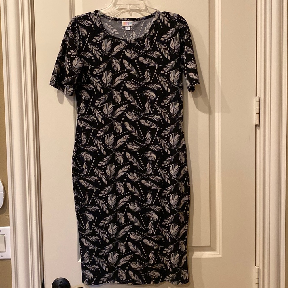LuLaRoe Feather Julia